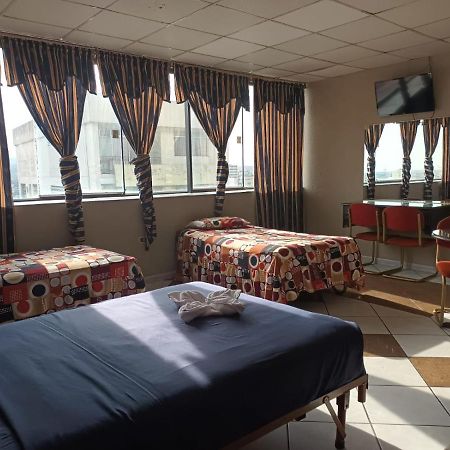 Hotel Sol De Oro Гуаякиль Экстерьер фото