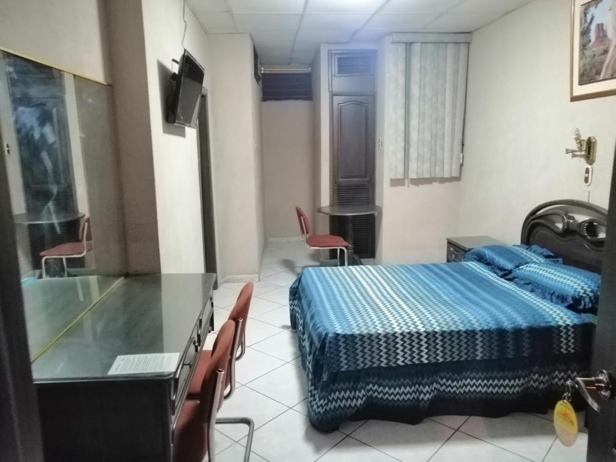 Hotel Sol De Oro Гуаякиль Экстерьер фото