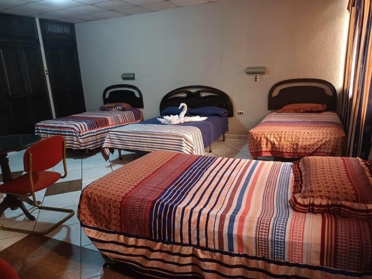 Hotel Sol De Oro Гуаякиль Экстерьер фото