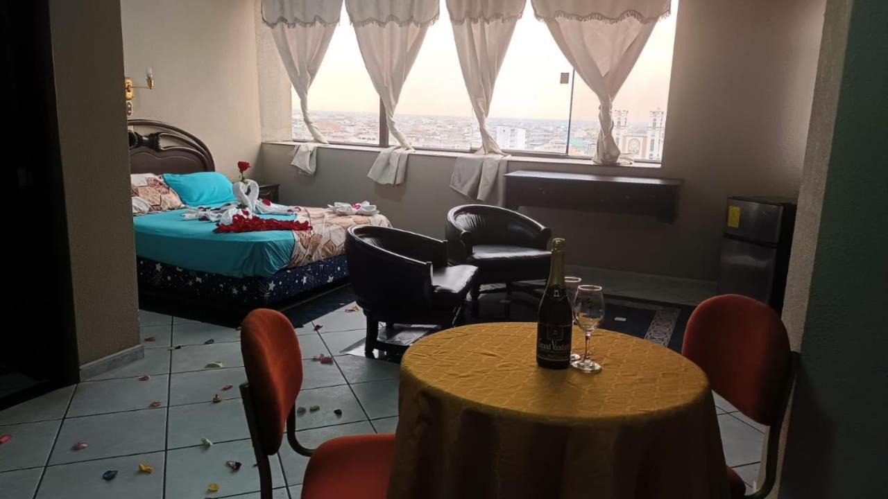 Hotel Sol De Oro Гуаякиль Экстерьер фото