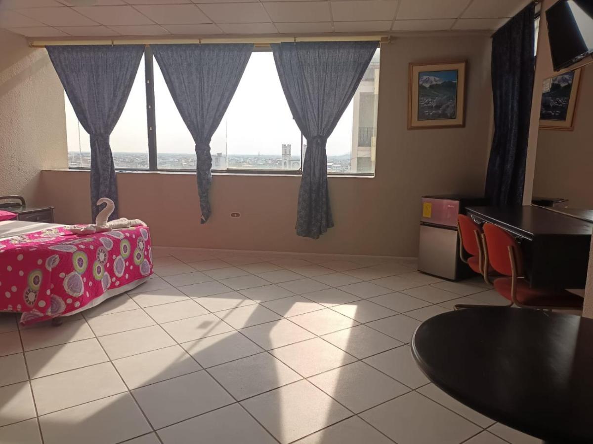 Hotel Sol De Oro Гуаякиль Экстерьер фото